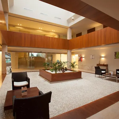 Otel Attica21
